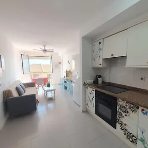 Apartment Alquilaencanarias-medano, Cabezo Beach, Sea Views!, El Medano (Tenerife)